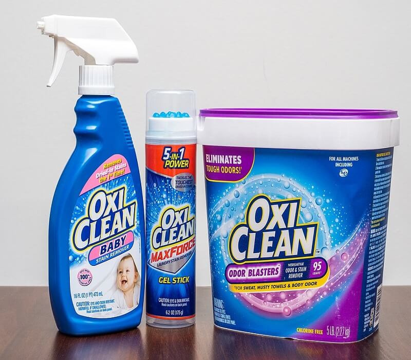 How to Remove OxiClean Residue from Floor Tiles